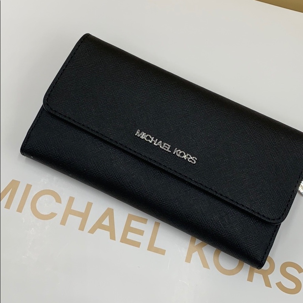 Michael Kors Jet Set Travel Lg Trifold Wallet - Picture 8 of 16